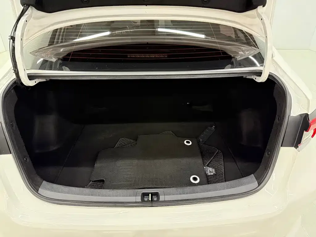 Toyota Corolla 2021 из CN, фото 7