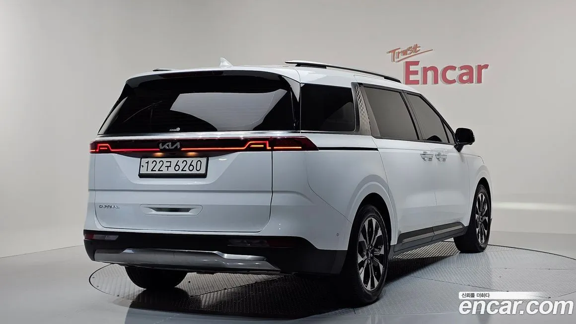 Kia Carnival 2023 из KR, фото 2