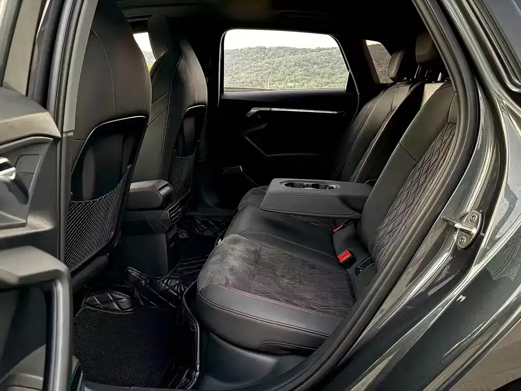 Audi A3 2021 из CN, фото 7
