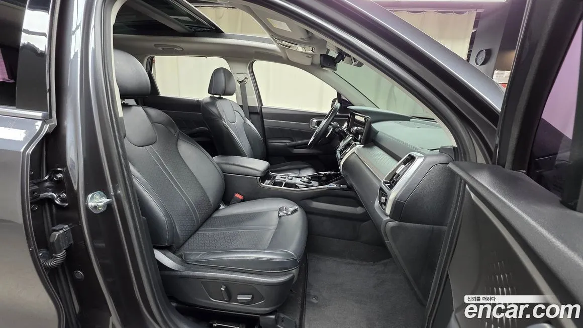 Kia Sorento — фото 10