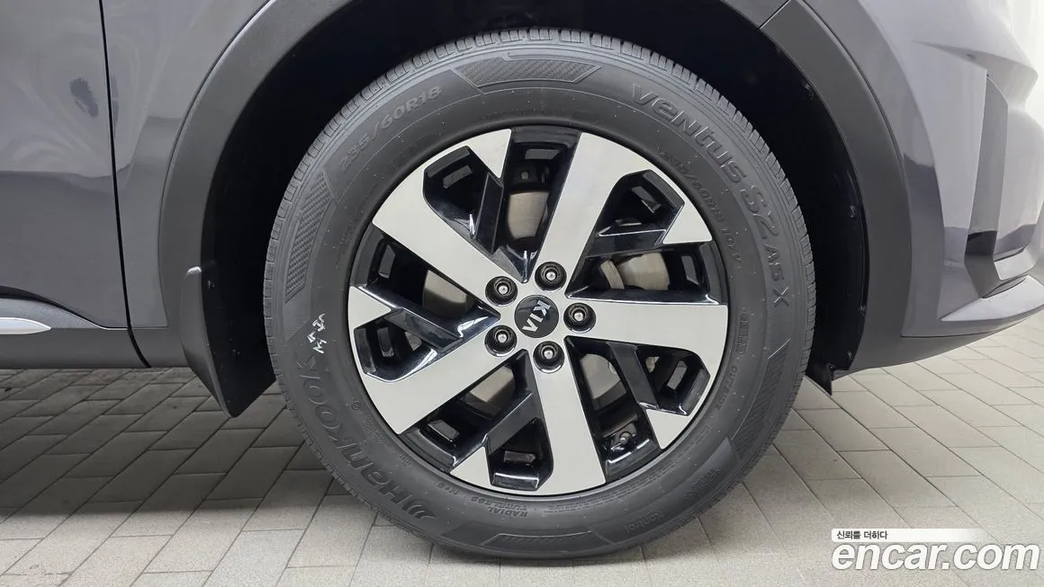 Kia Sorento — фото 5