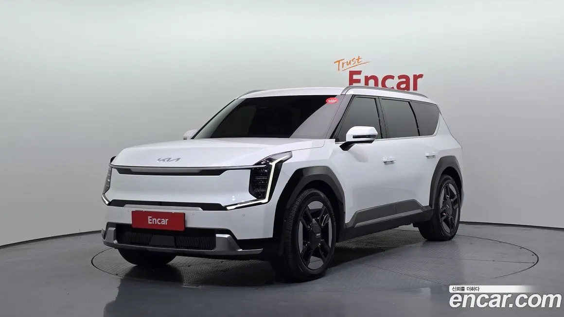 Kia EV9 2024 из KR, фото 1