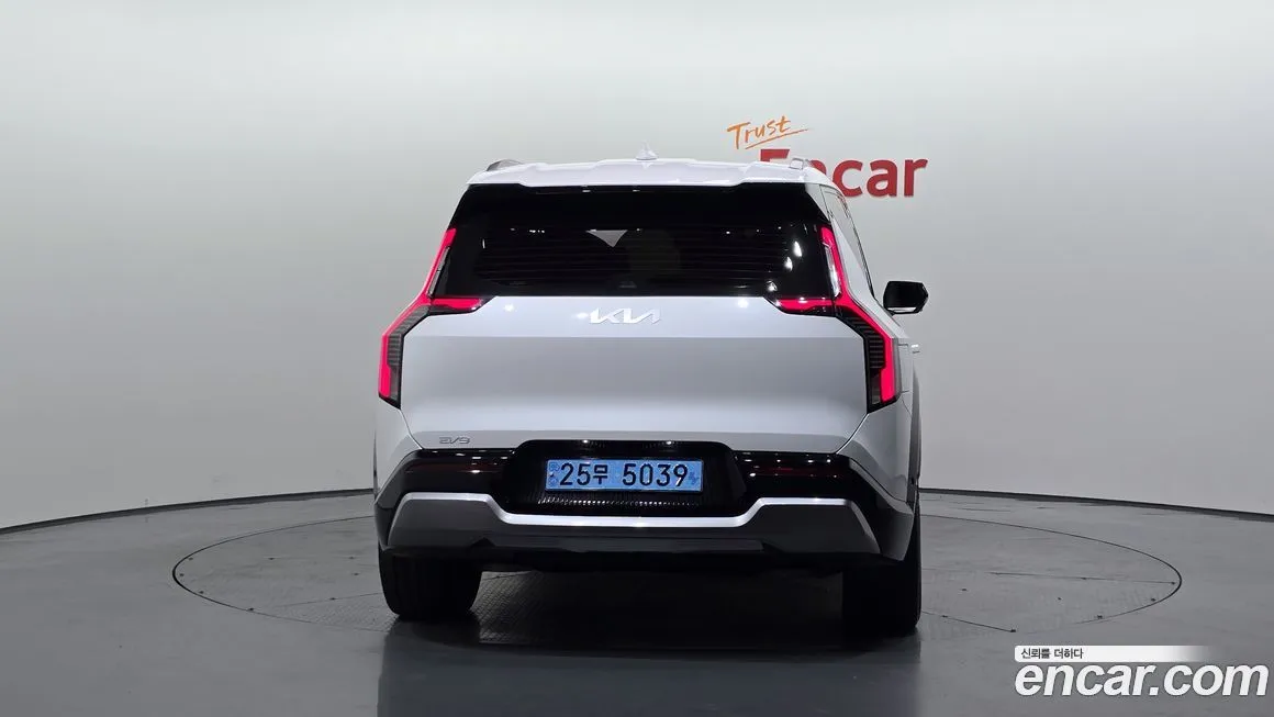 Kia EV9 2024 из KR, фото 4