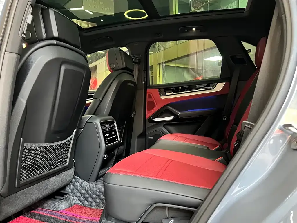 Porsche Cayenne 2024 из CN, фото 10