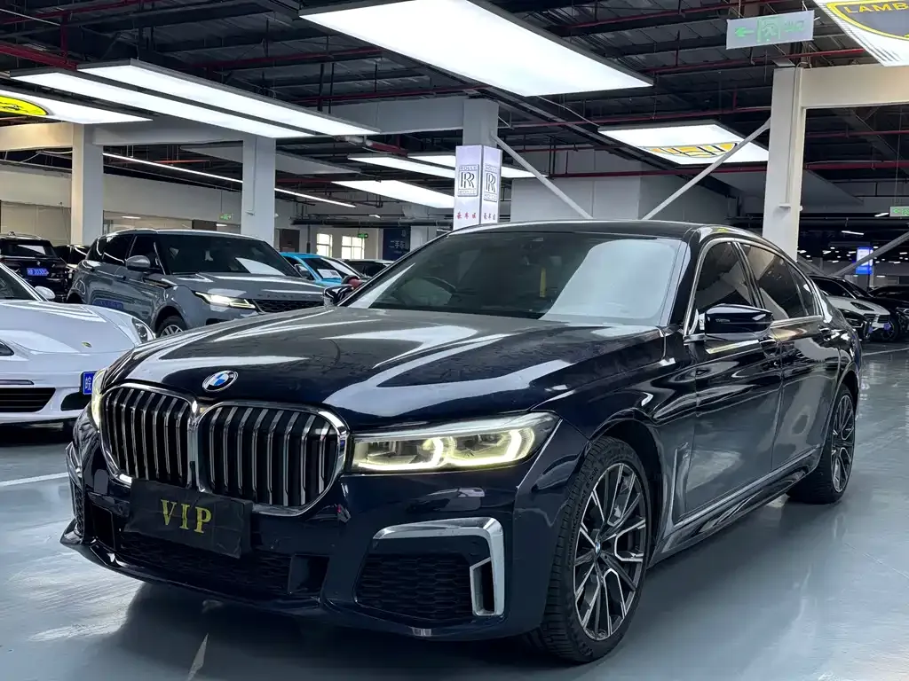 BMW 7 Series 2021 из CN, фото 1