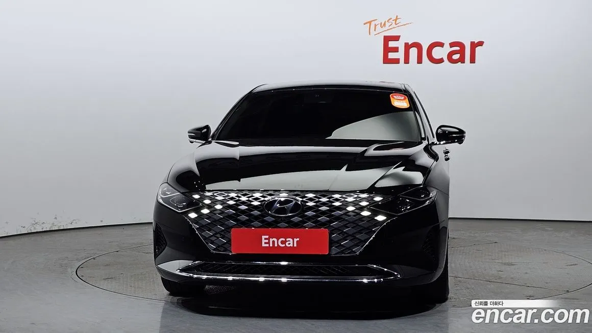 Hyundai Grandeur — фото 3