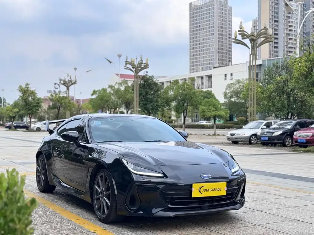 Subaru BRZ 2022 из CN, фото 10