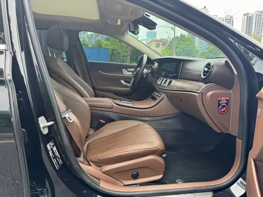 Mercedes-Benz E-Class 2022 из CN, фото 10