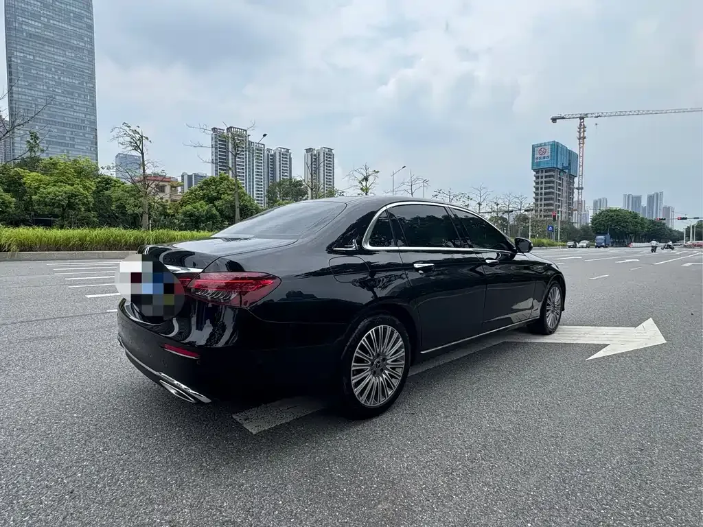 Mercedes-Benz E-Class 2022 из CN, фото 4