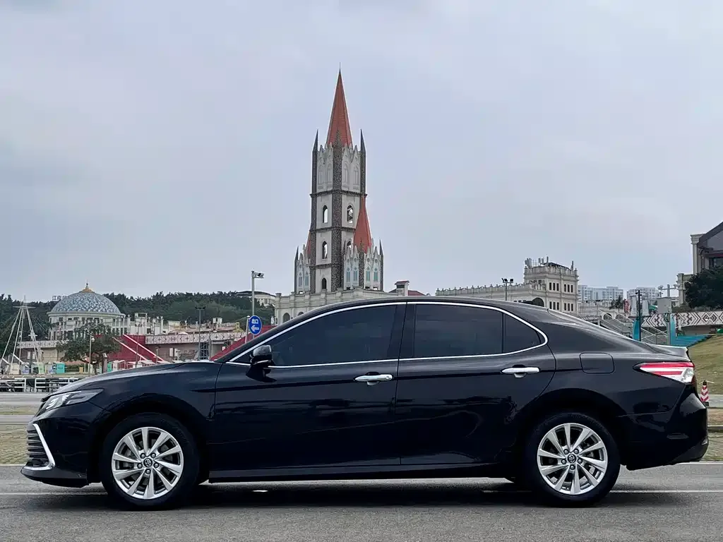 Toyota Camry 2023 из CN, фото 3