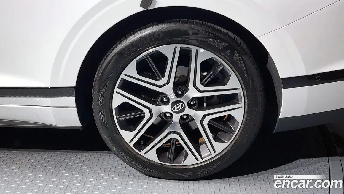 Hyundai Grandeur 2023 из KR, фото 5