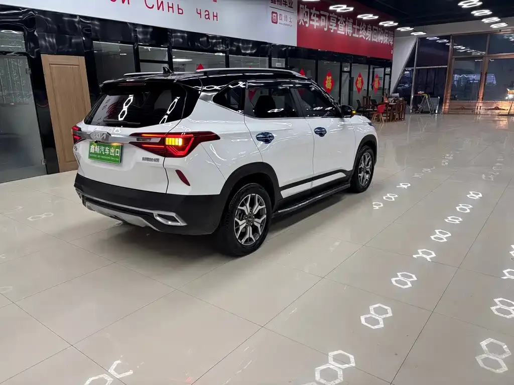 Kia KX3 2021 из CN, фото 5