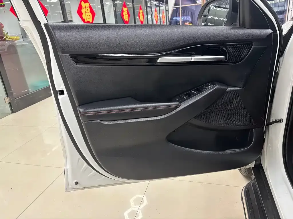 Kia KX3 2021 из CN, фото 8