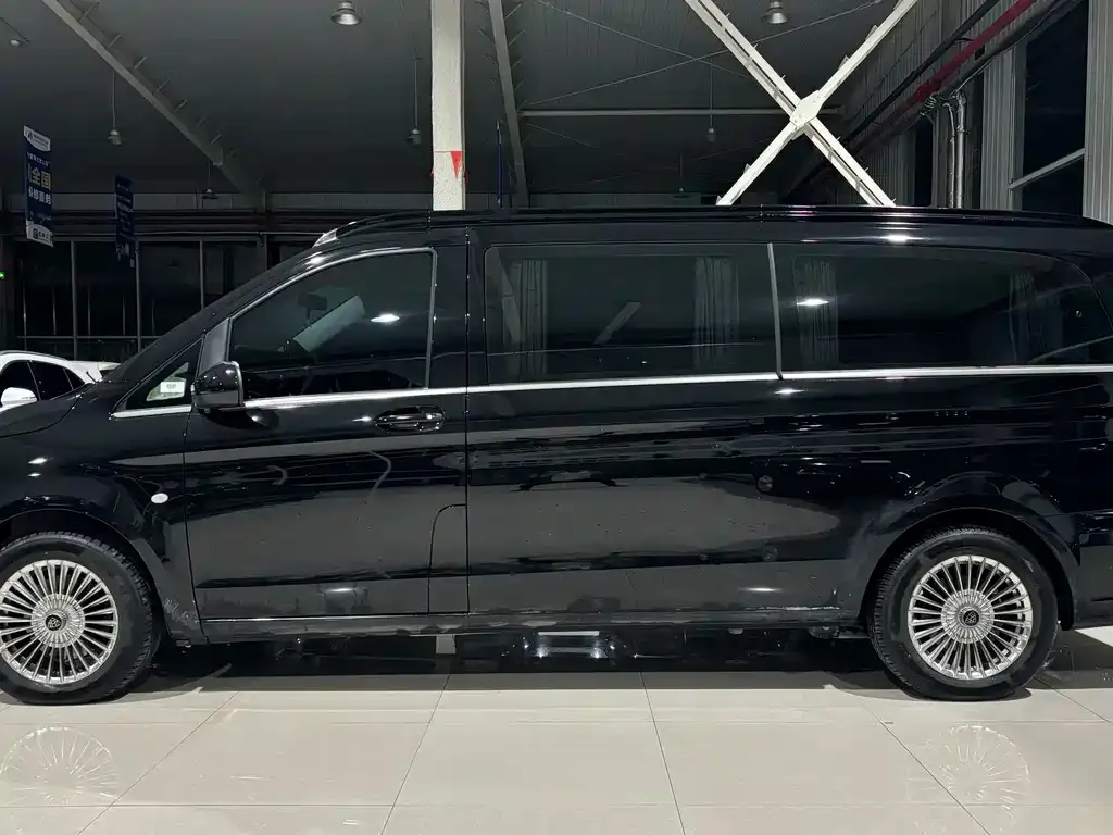 Mercedes-Benz Vito 2024 из CN, фото 7