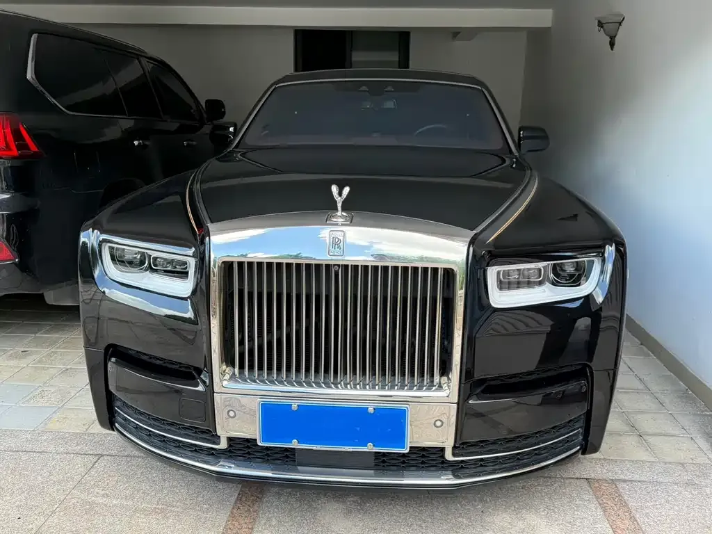Rolls-Royce Phantom 2022 из CN, фото 2