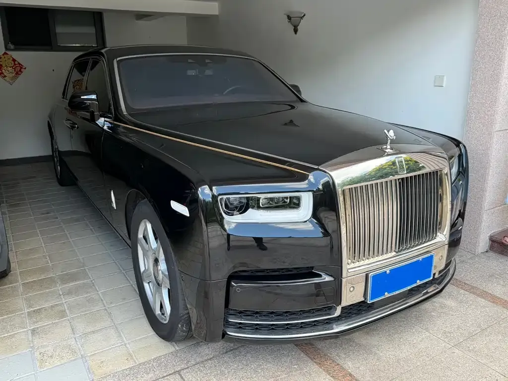 Rolls-Royce Phantom 2022 из CN, фото 3