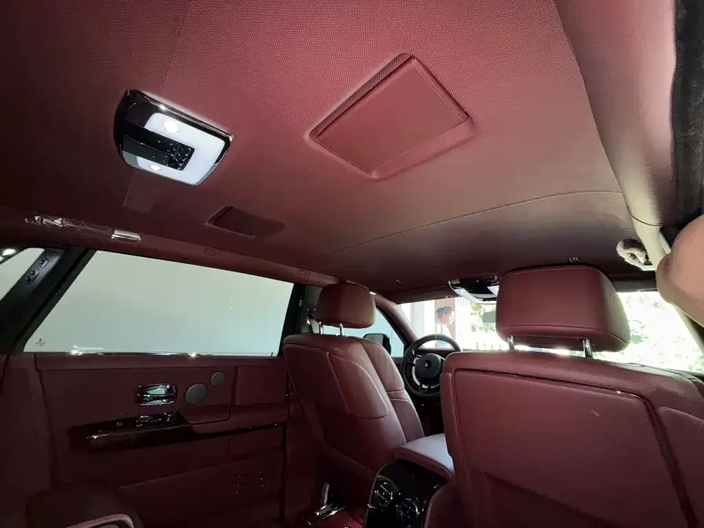 Rolls-Royce Phantom 2022 из CN, фото 8