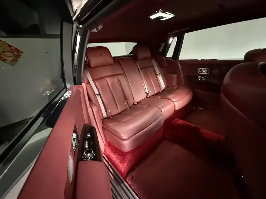 Rolls-Royce Phantom 2022 из CN, фото 9