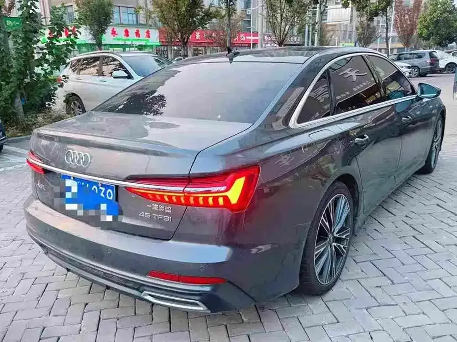 Audi A6L 2021 из CN, фото 6