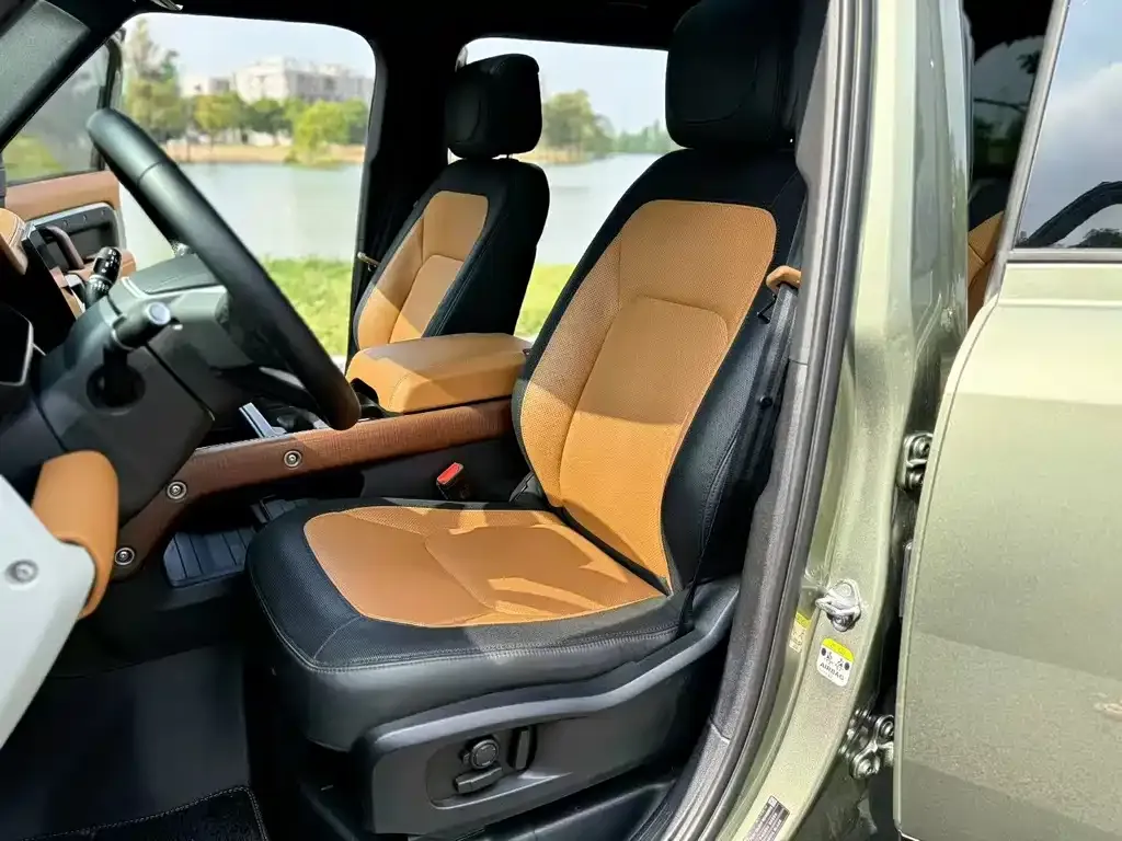 Land Rover Defender 2024 из CN, фото 4