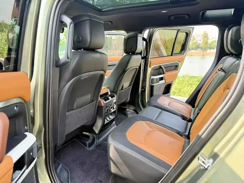 Land Rover Defender 2024 из CN, фото 5