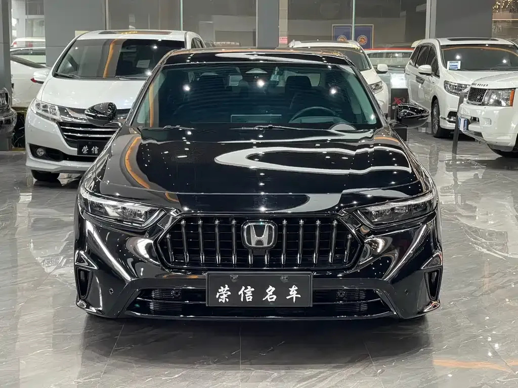 Honda Inspire 2024 из CN, фото 2