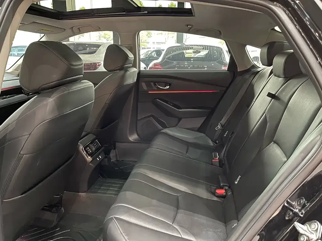 Honda Inspire 2024 из CN, фото 9