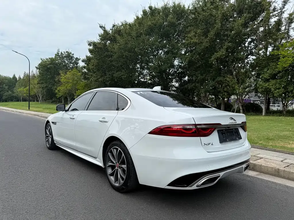 Jaguar XFL 2022 из CN, фото 6