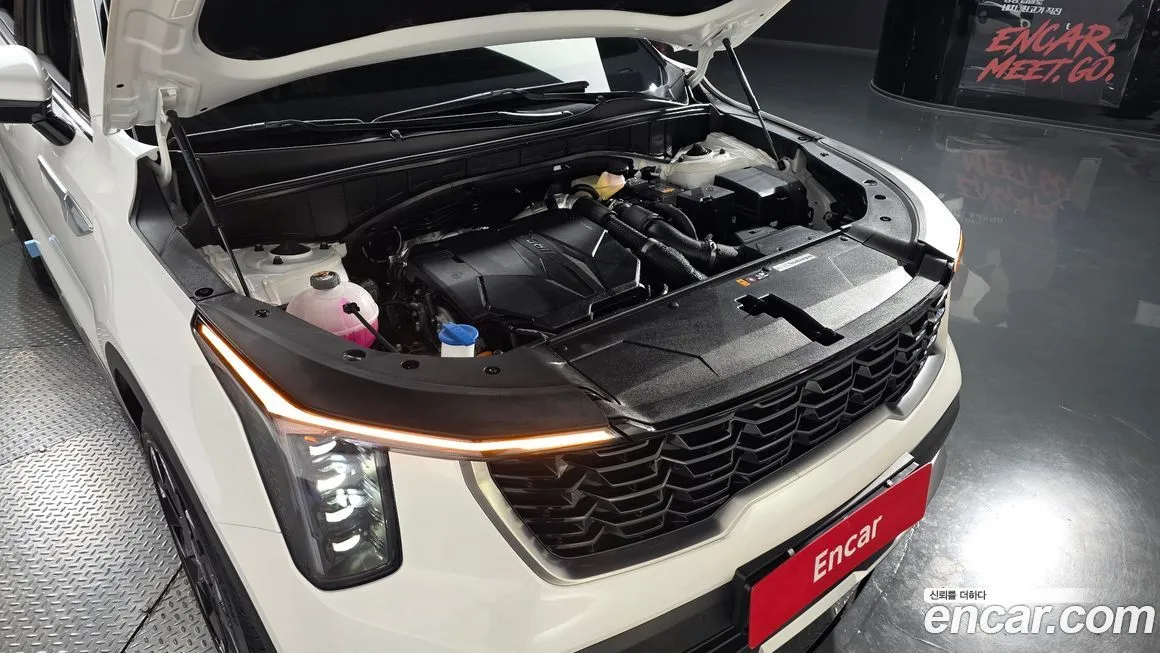 Kia Sorento — фото 6