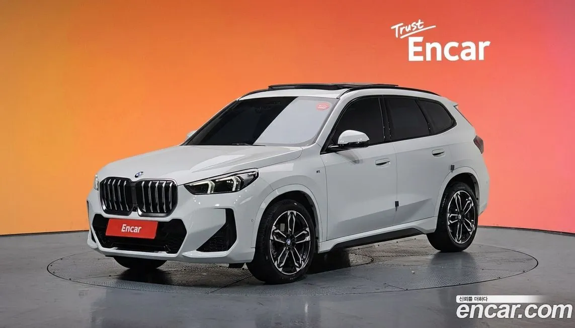 BMW X1 — фото 1