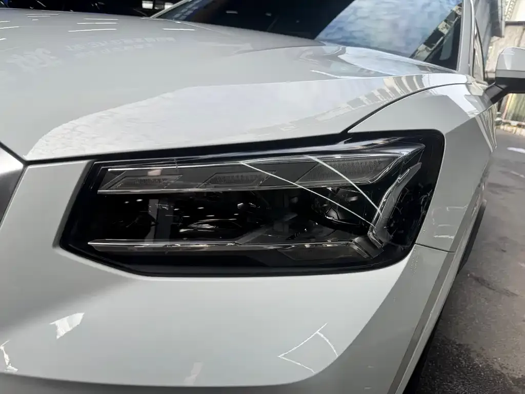 Audi Q2L 2023 из CN, фото 4