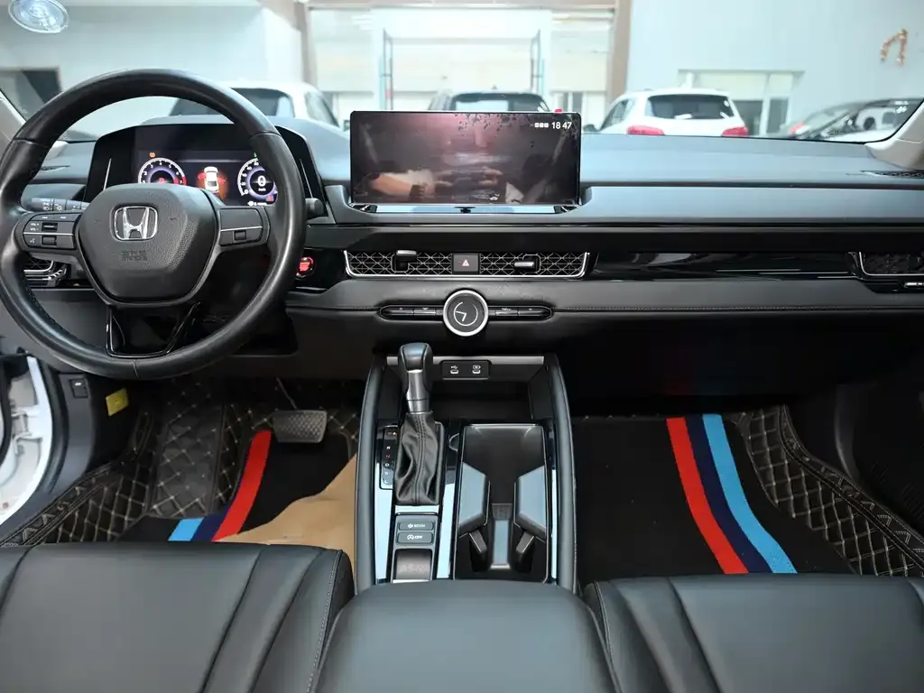 Honda Inspire 2023 из CN, фото 7