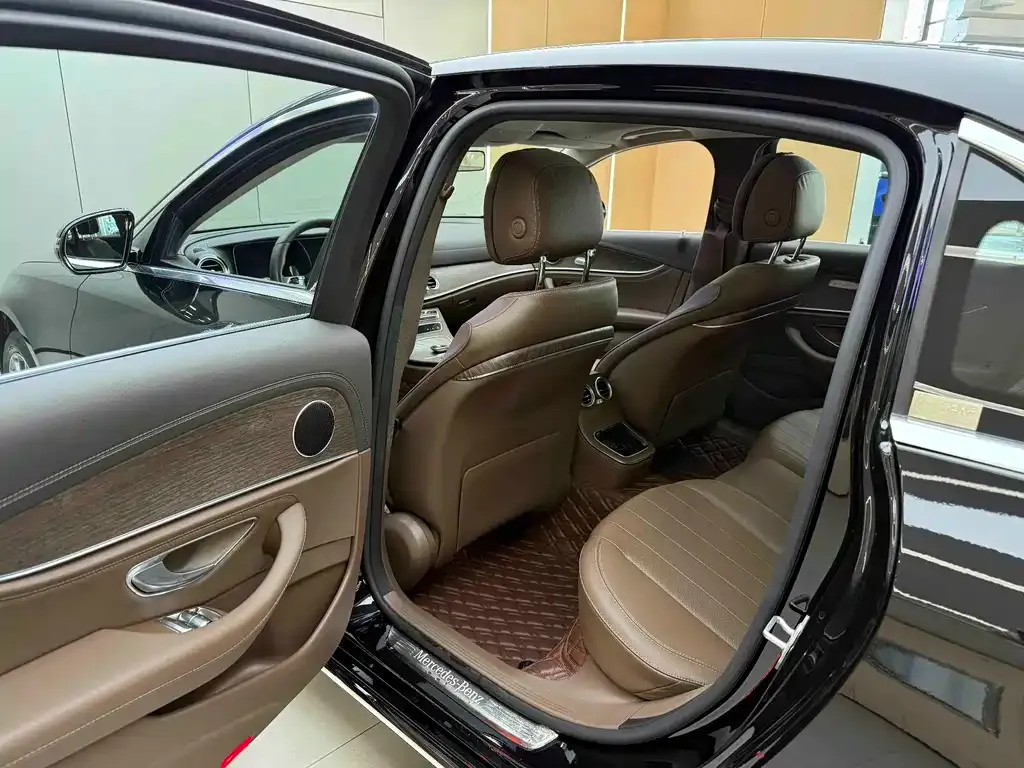 Mercedes-Benz E-Class 2021 из CN, фото 8