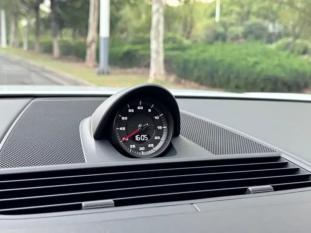 Porsche Panamera 2022 из CN, фото 10