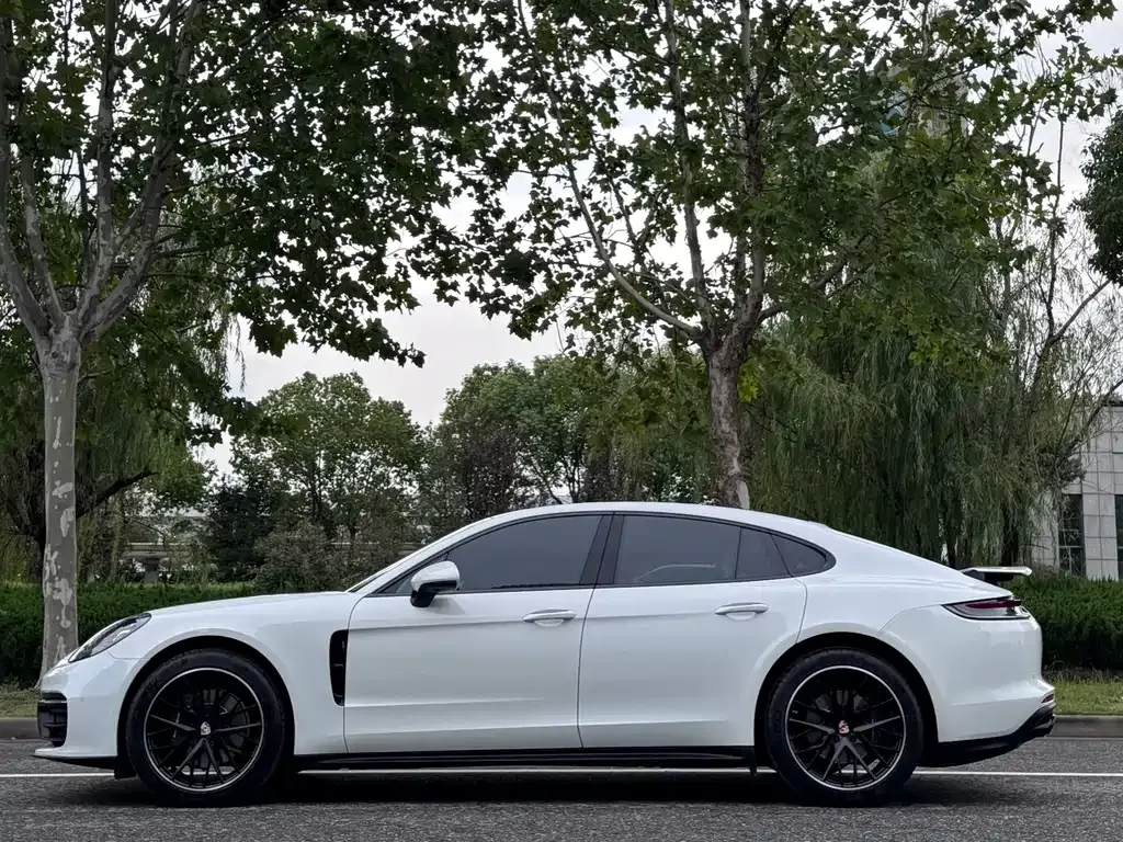 Porsche Panamera 2022 из CN, фото 3