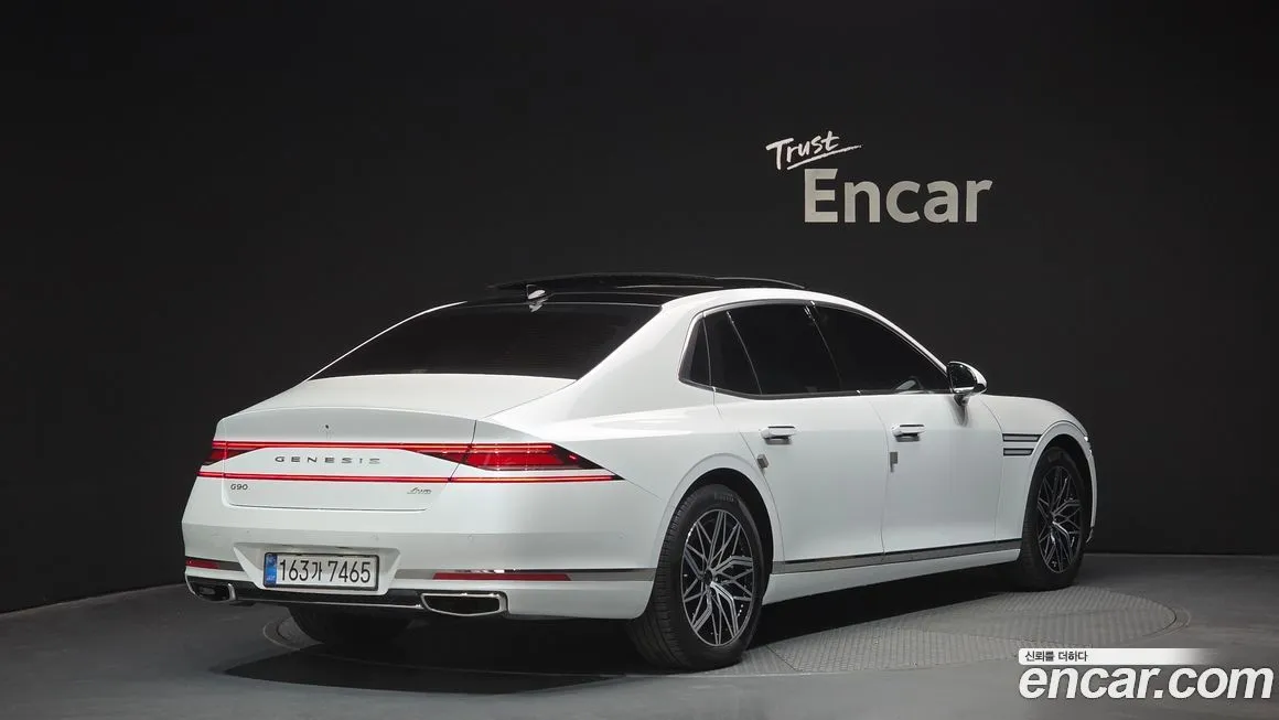 Genesis G90 2022 из KR, фото 2