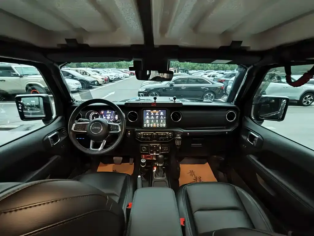 Jeep Wrangler PHEV 2021 из CN, фото 9