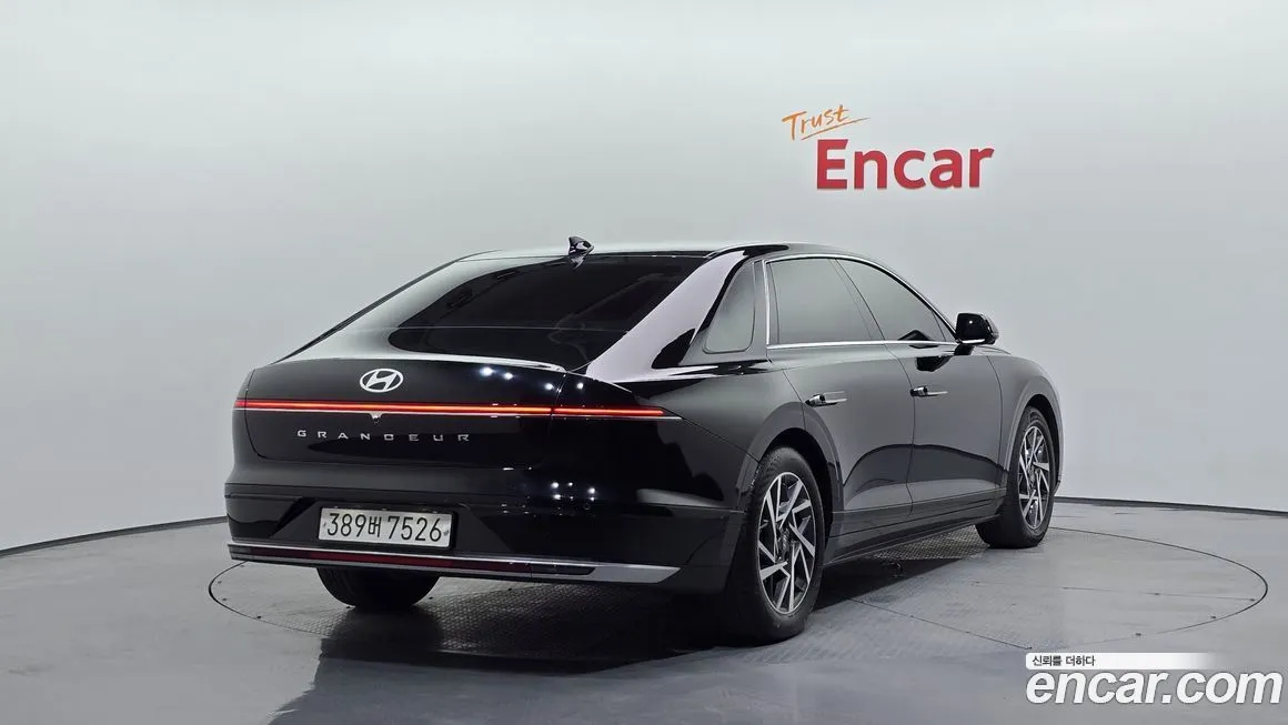Hyundai Grandeur 2023 из KR, фото 2
