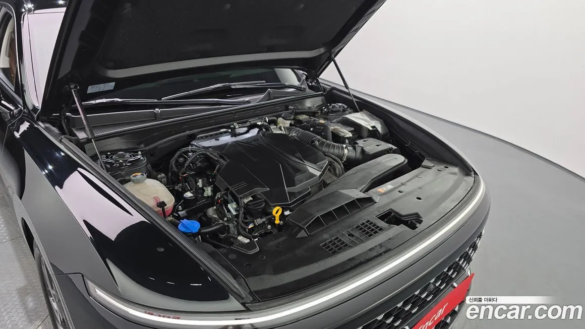 Hyundai Grandeur 2023 из KR, фото 6