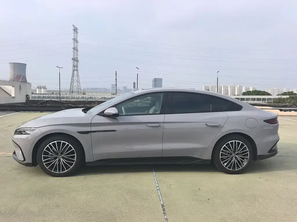 BYD Han 2025 из CN, фото 4