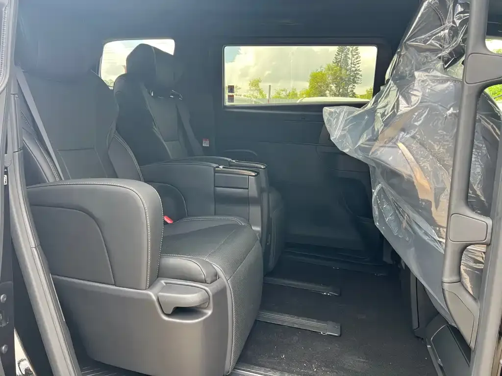 Toyota Alphard 2025 из CN, фото 7