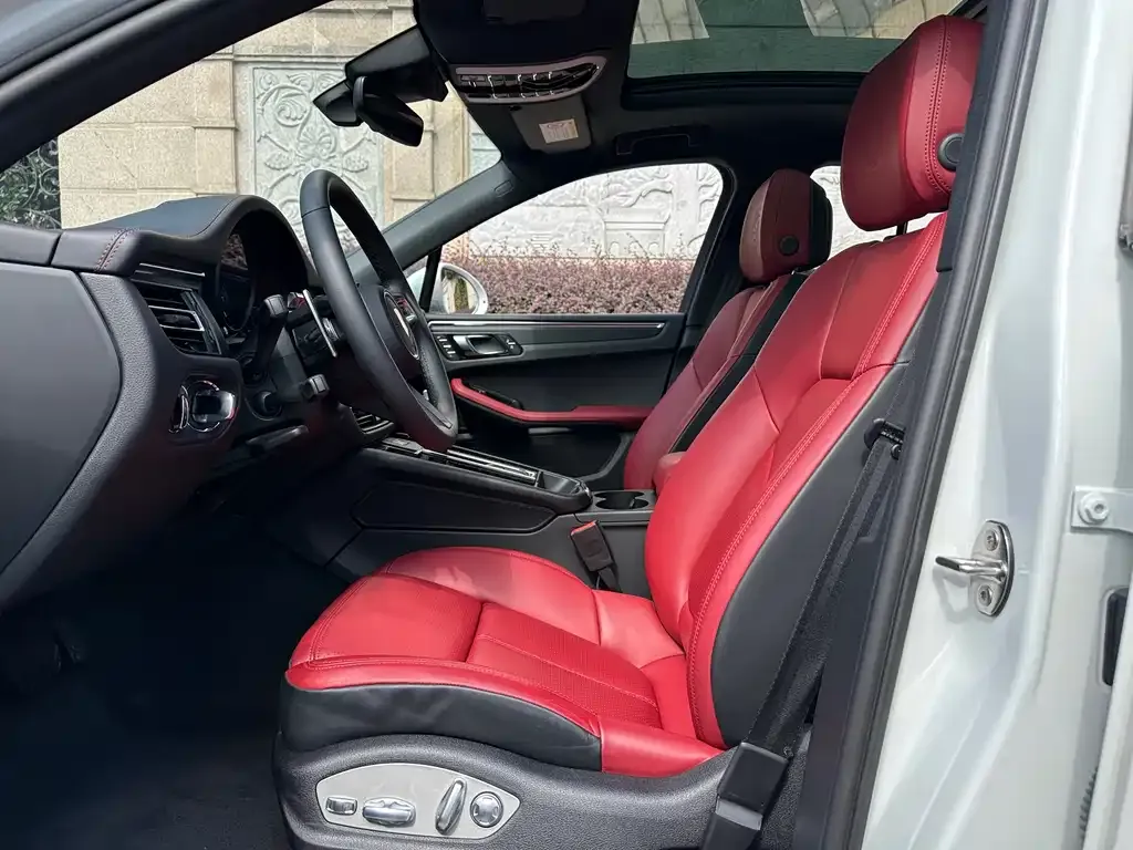 Porsche Macan 2024 из CN, фото 5