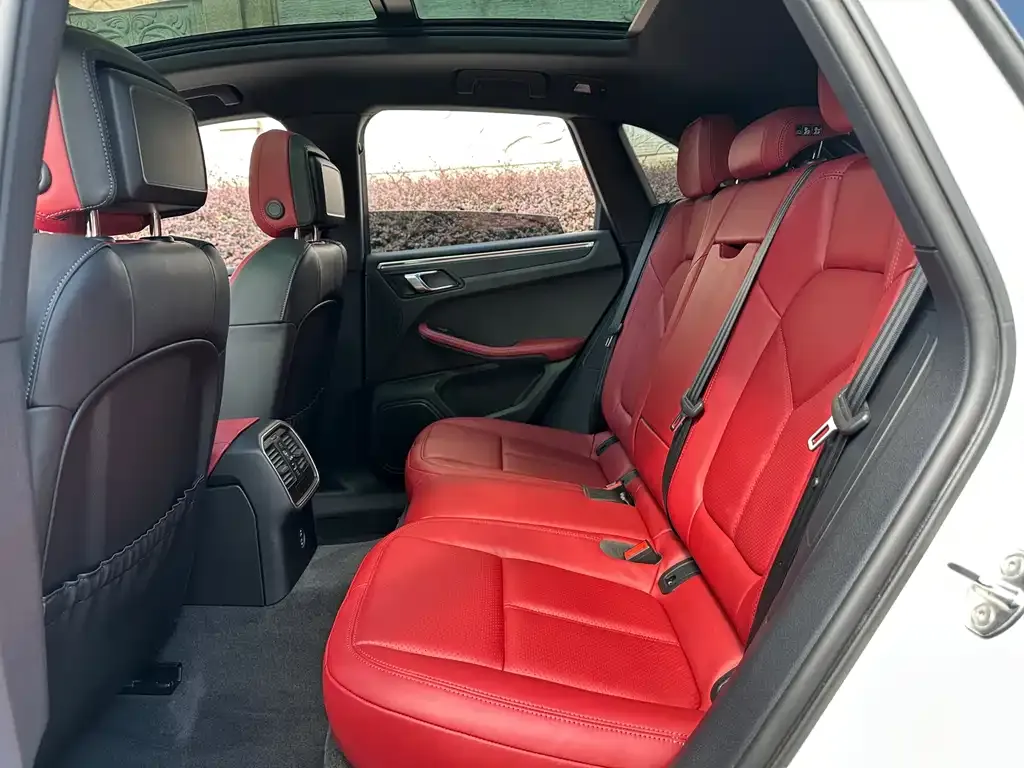 Porsche Macan 2024 из CN, фото 6