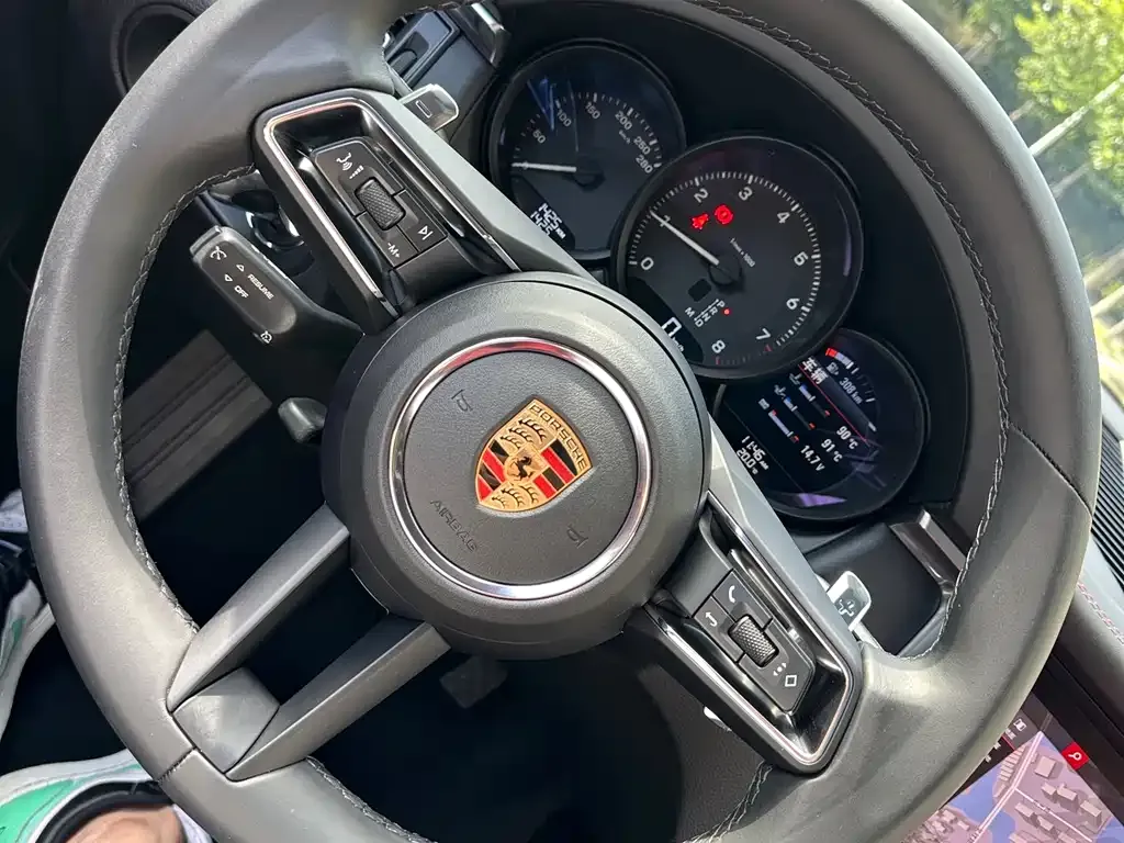Porsche Macan 2024 из CN, фото 9