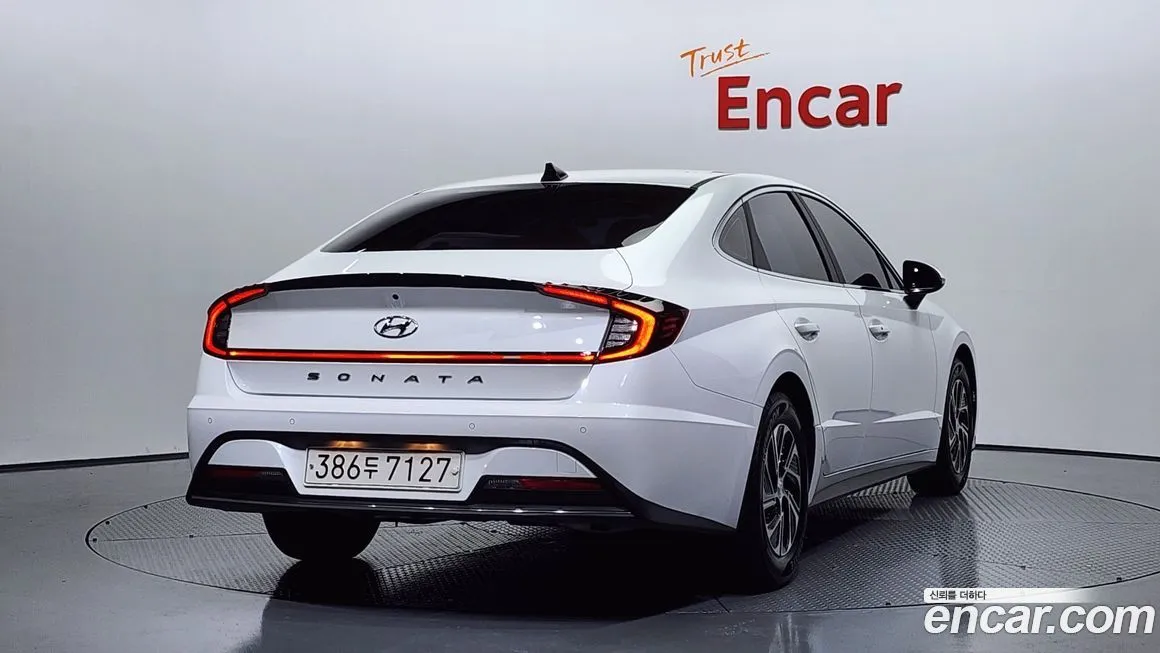 Hyundai Sonata 2022 из KR, фото 2