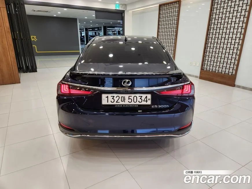 Lexus ES 2026 из KR, фото 4