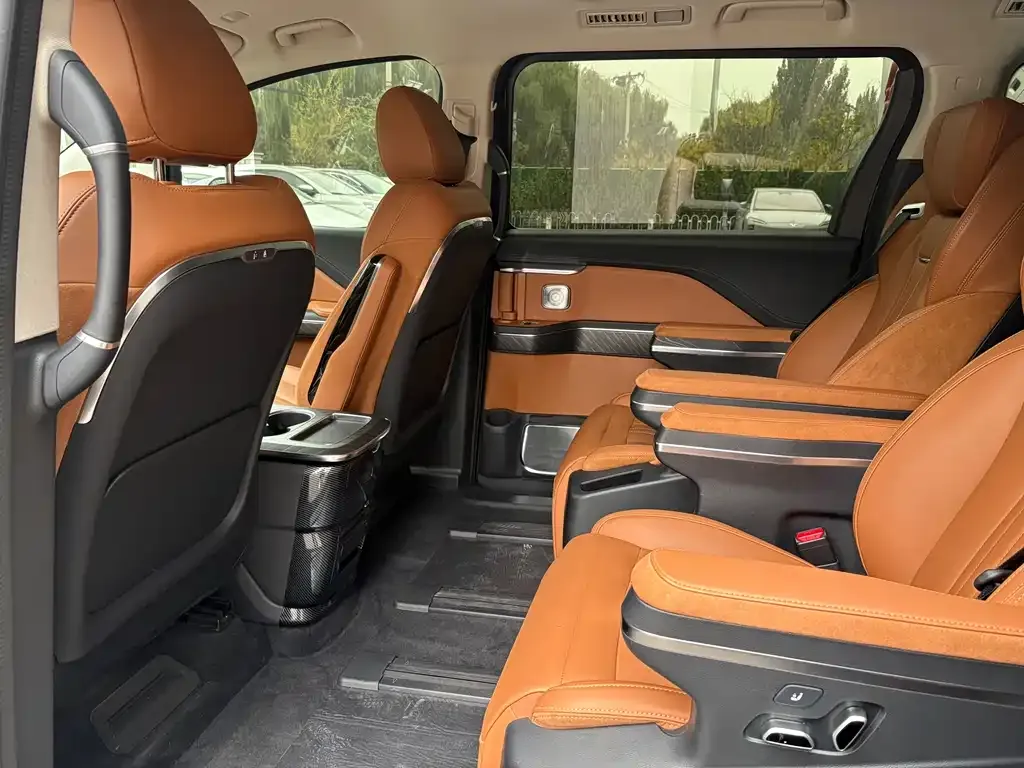 Hongqi HQ9 PHEV 2025 из CN, фото 7