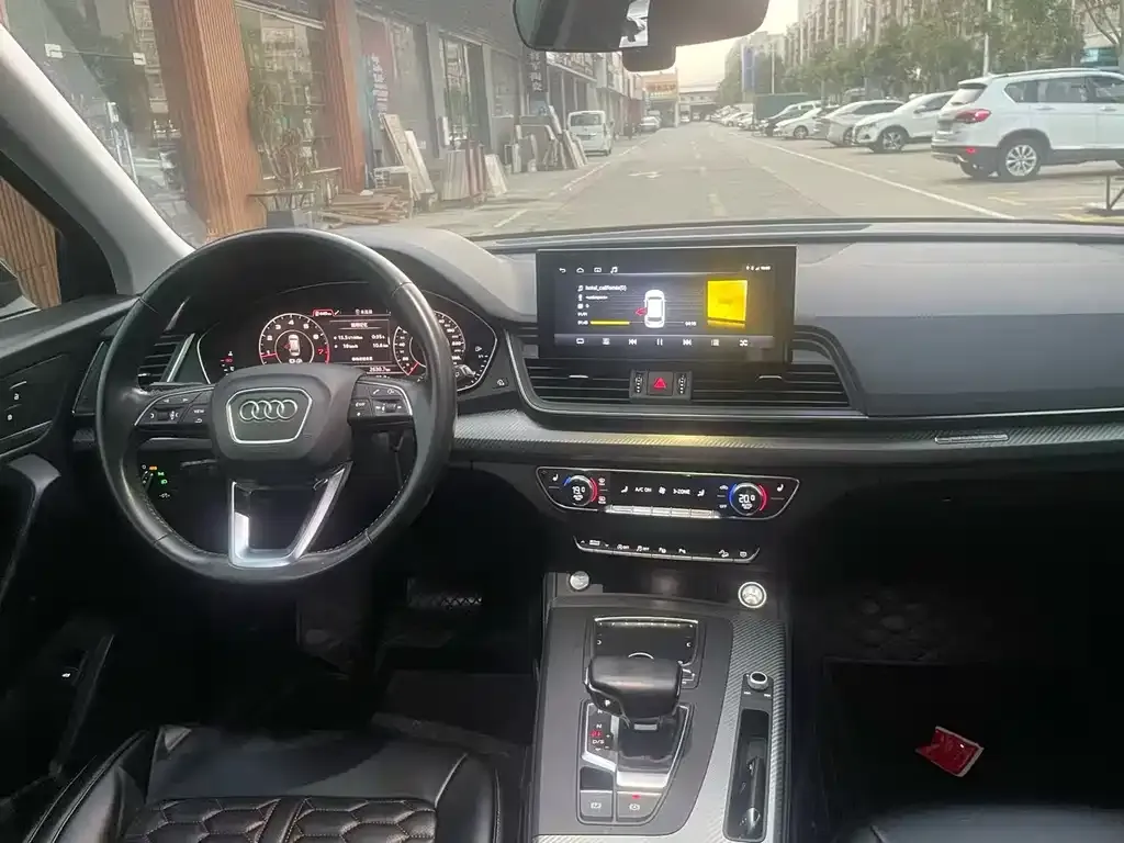 Audi Q5L 2021 из CN, фото 6