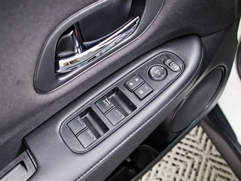 Honda Vezel 2021 из CN, фото 6