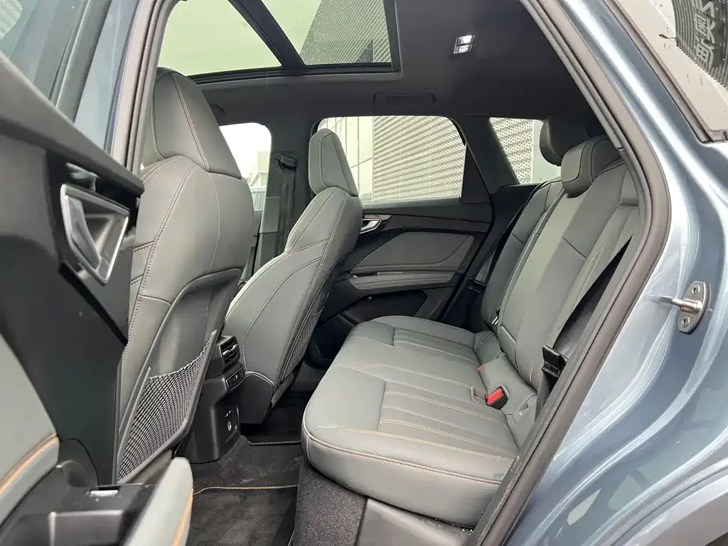 Audi Q4 e-tron 2024 из CN, фото 7